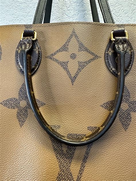 louis vuitton on the go size comparison|louis vuitton tote reverse monogram.